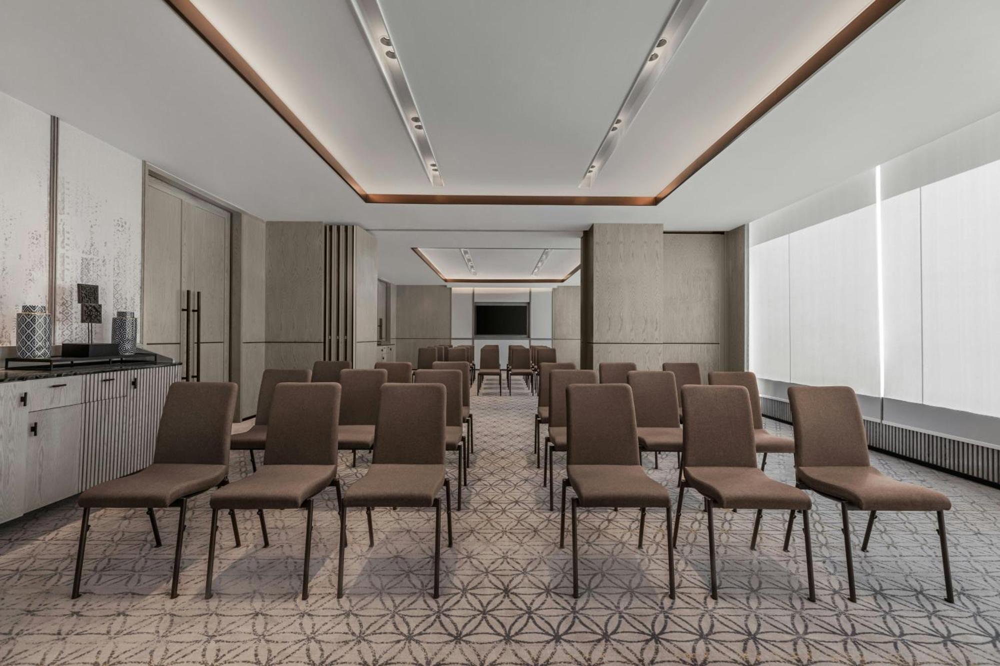 Courtyard By Marriott Phuket Town Hotel Екстериор снимка
