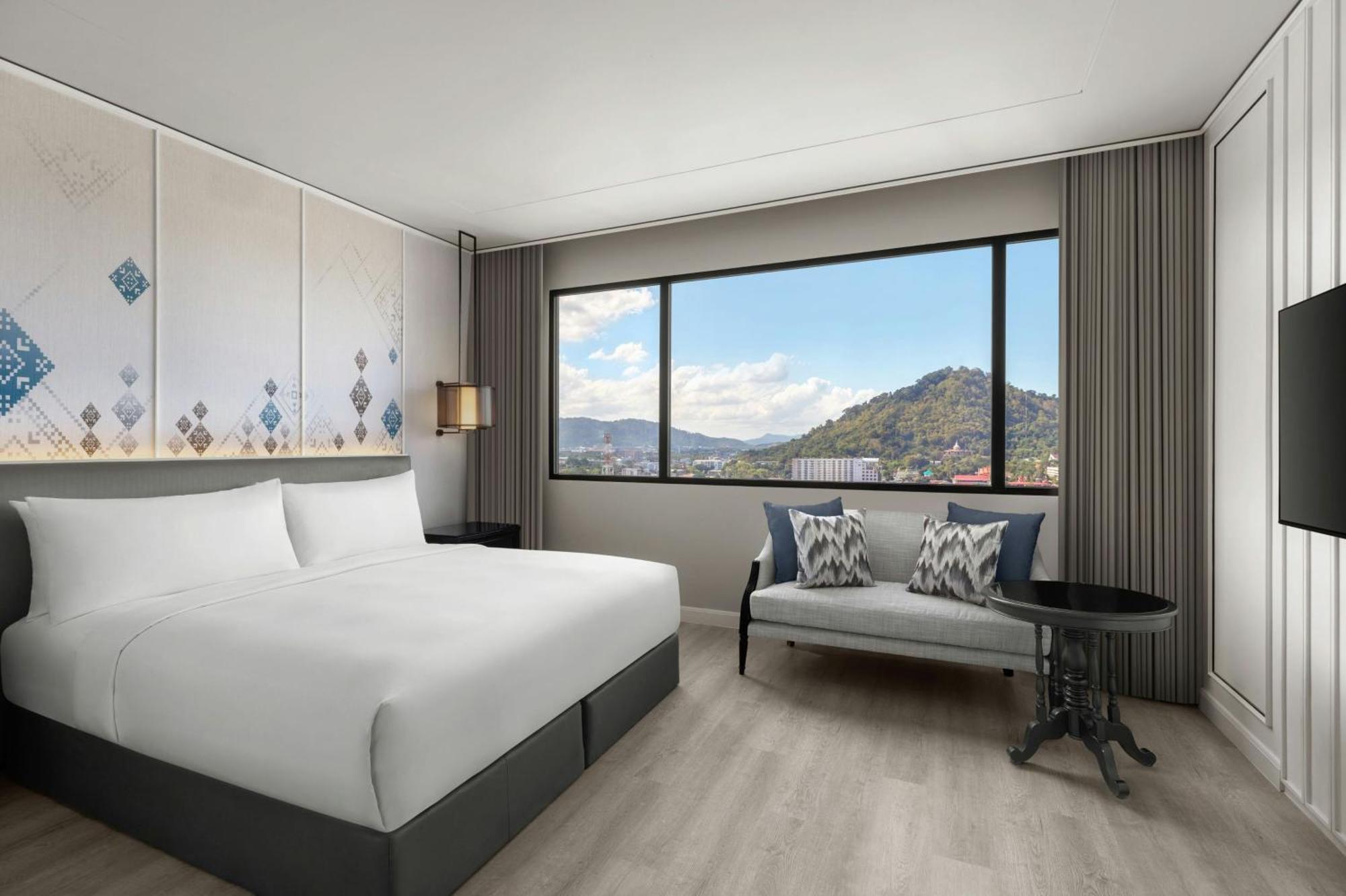Courtyard By Marriott Phuket Town Hotel Екстериор снимка