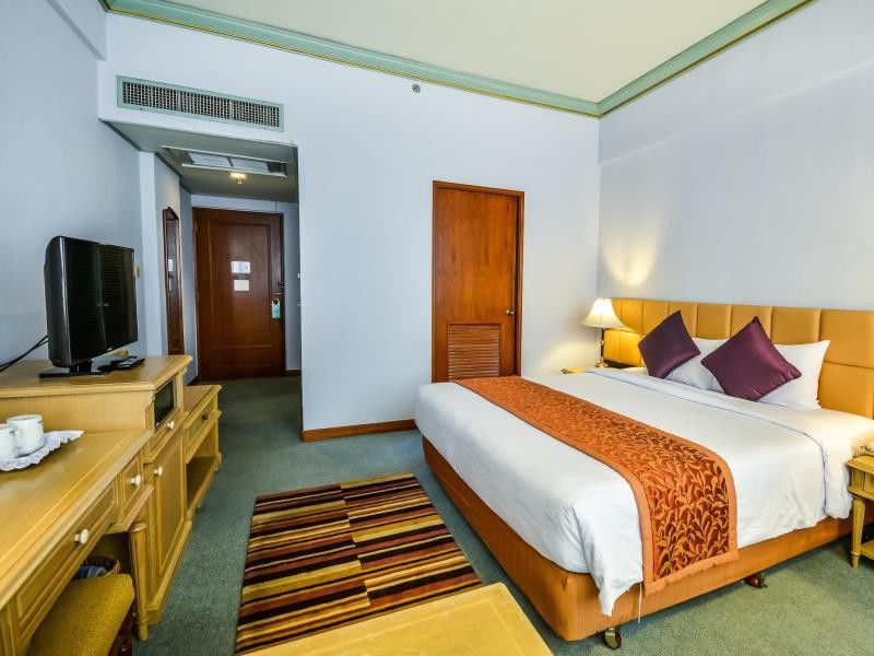 Courtyard By Marriott Phuket Town Hotel Екстериор снимка