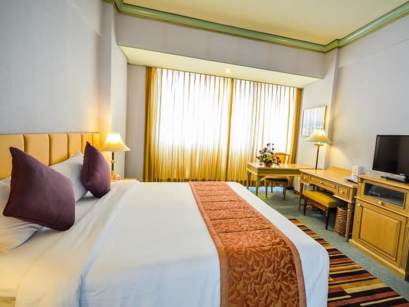 Courtyard By Marriott Phuket Town Hotel Екстериор снимка